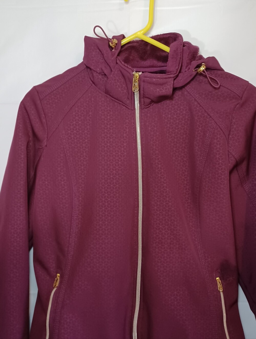 ZeroXposur Women's Maroon Zip Jacket With Removable Hood Fur Lining Zip Pockets